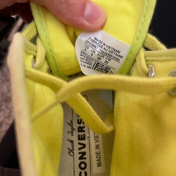 Converse Glitter Flame High Tops. Neon Yellow. Rare Mismatched Pair - Picture 10 of 11